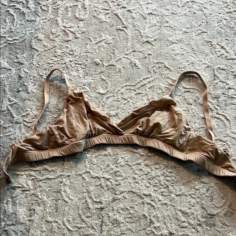SKIMS bra